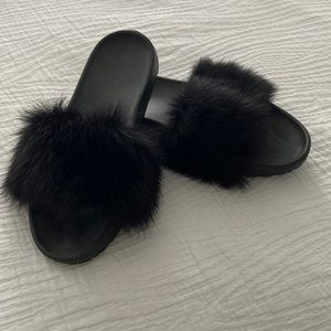 Ugg black furry flip flops size 9